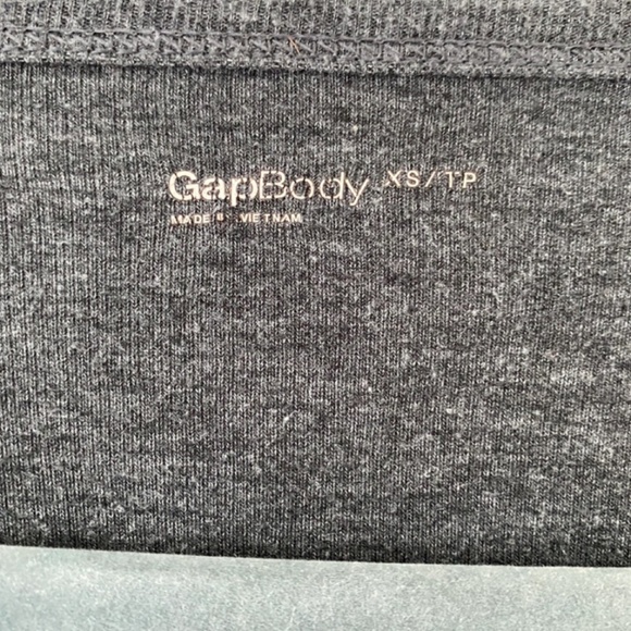 GapBody Charcoal Grey Long-Sleeve Henley Top - Size XS - Picture 3 of 4